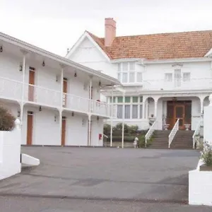3* Motel Mayfair On Cavell